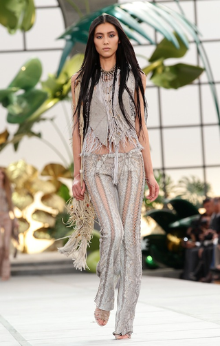Illustration for article titled Roberto Cavalli: Slinky Flappers Meet Rich Hippies